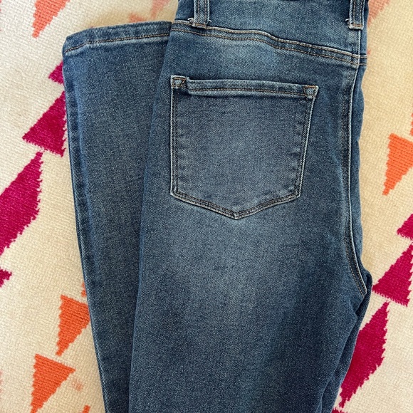 Curvy High-rise jean - Picture 4 of 5